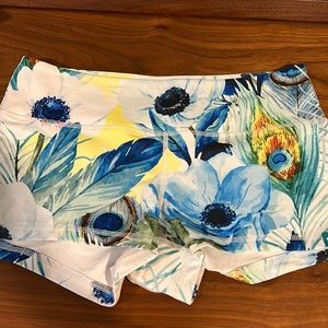 WodBottom CrossFit bootie shorts Medium